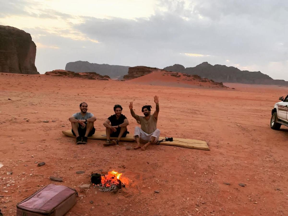Wadi Rum Meteorite Camp ภายนอก รูปภาพ