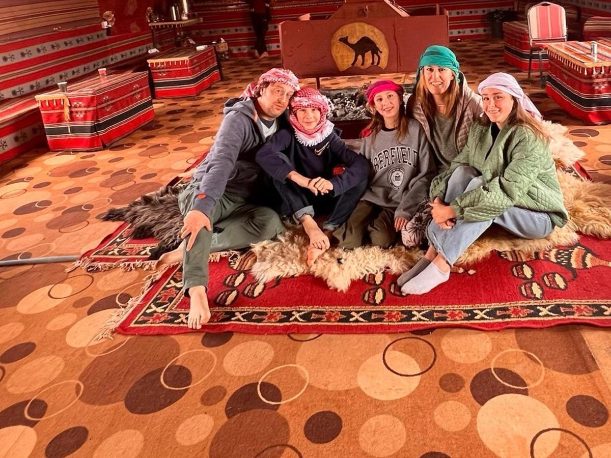 Wadi Rum Meteorite Camp ภายนอก รูปภาพ